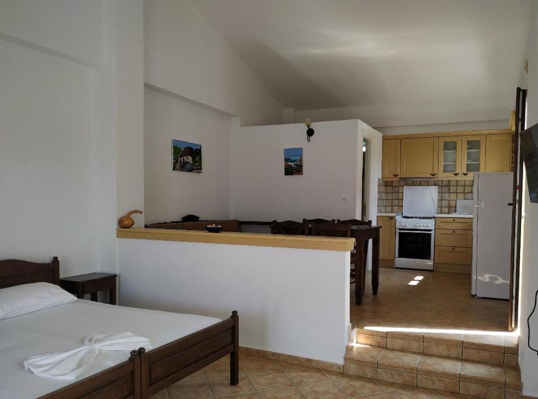 Koimhte Apartment Armenistis  Exterior photo